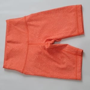 Lululemon Wunder Train High-Rise Short 6"